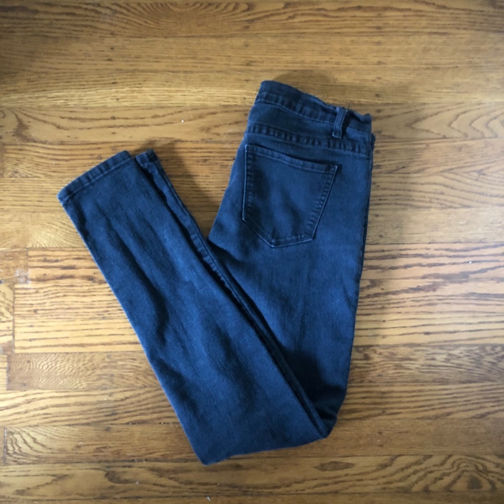 Dark wash skinny jeans